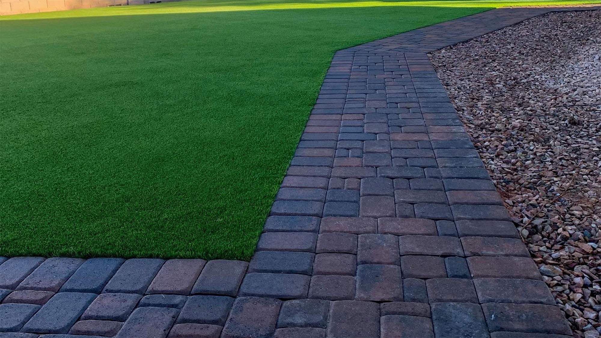 The Complete Guide to Installing Artificial Turf in Arizona
